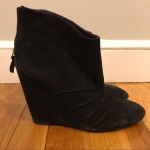 BCBG | size 9 suede wedge booties